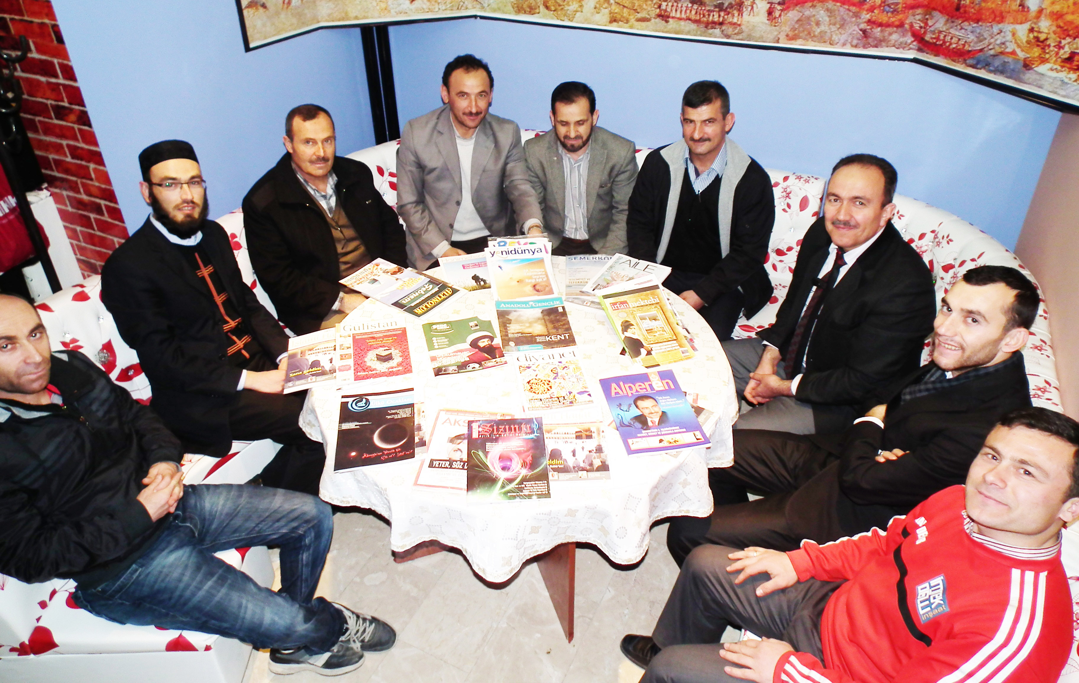Afşin’deki dergi temsilcileri Afşin Haber Merkezi’nin davetinde buluştu!