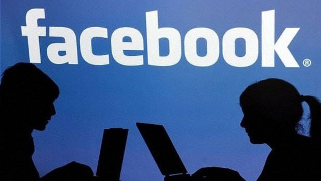 Facebook çöktü! Facebook’a Giriş yapılamıyor ! Facebook Kapatıldı mı ?