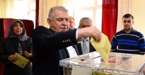 Başkan Mahçiçek: “1 Kasım Demokrasi Bayramımız Kutlu Olsun”