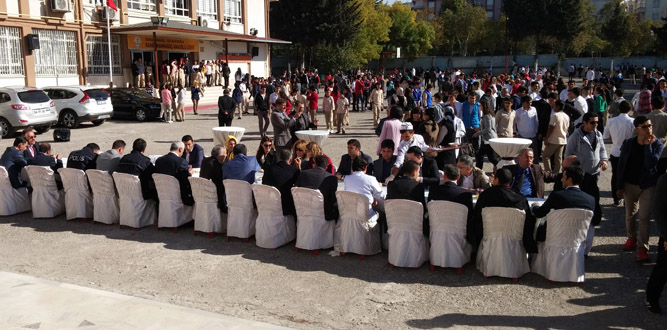 Kahramanmaraş Anadolu Lisesinden Aşure Etkinliği