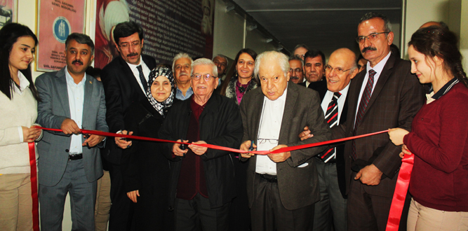 Nuri Pakdil Z- Kütüphanesi Törenle Hizmete Açıldı