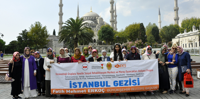 Bayan Kursiyerlere İstanbul Gezdirildi