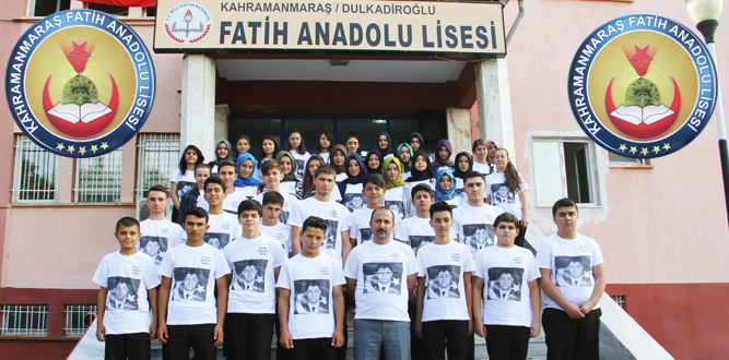 Şehit  Ömer Halisdemir'in Fotoğrafı Tişörtlere nakşedildi