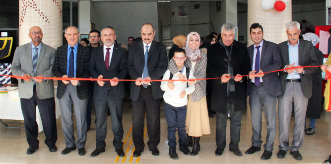 Çantam Kolumda Alışveriş Yolunda