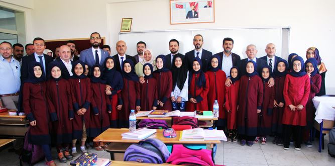 Erenler İmam Hatip Ortaokulu ve Yurdu Dualarla Açıldı