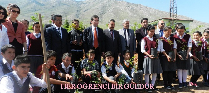 Her Öğrenci Bir Güldür