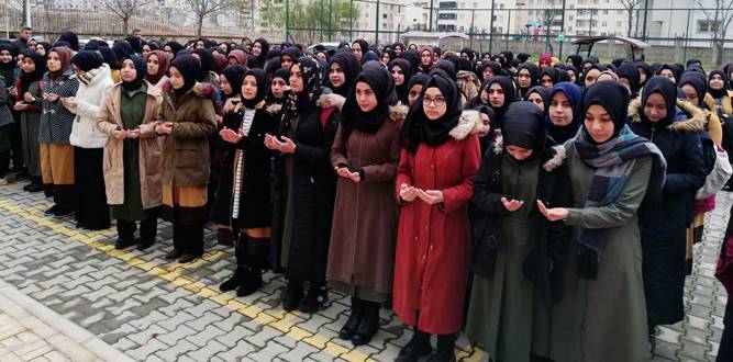 İmam Hatip Nesli Kahraman Ecdadına Vefa Borcunu Ödüyor...