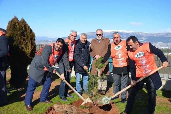 Toprak Dede adına Kahramanmaraş'ta ağaç dikildi