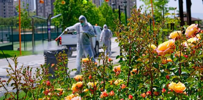 Park ve bahçeler faaliyete hazırlanıyor