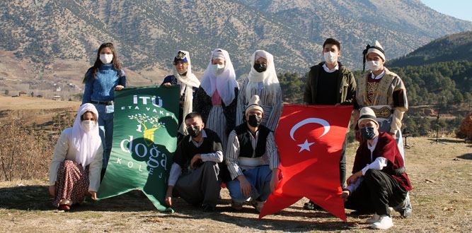 DOĞA KOLEJİNDEN “EDEBİYAT YOLU” unda “VEFA PROGRAMI”