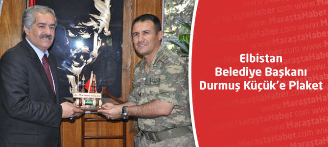 Belediye Başkanı Durmuş Küçük'e Plaket