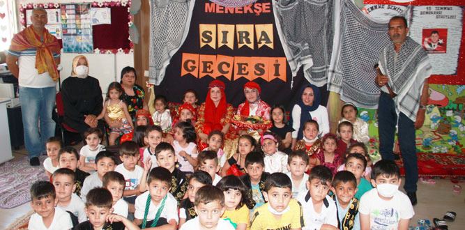 Menekşe Anaokulun " Sıra Gecesi" muhteşem oldu