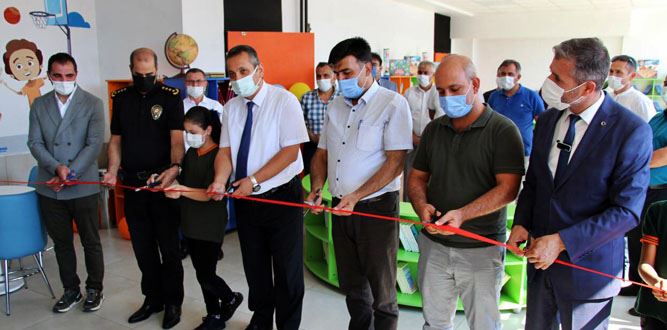 Yeryüzü İyilik Hareketi Derneği'nden Kütüphane Desteği