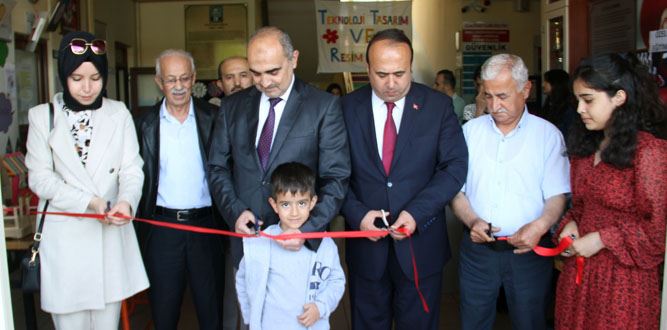 Ömer Faruk Arıkan Orta Okulu 1.Bahar Şenliği Ve Kermes Yaptı