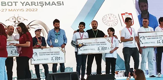 Uluslararası Sivas Robot Yarışmasında Kahramanmaraş rüzgarı esti.