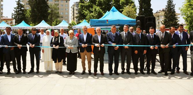 Kahramanmaraş'ta Hayat Boyu Öğrenme Haftası Muhteşem Başladı