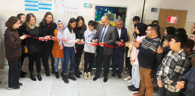 Piri Reis Ortaokulunda Kütüphane Açılışı Gerçekleşti.