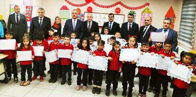 Onikişubat Üngüt İlkokulunda Karne Töreni