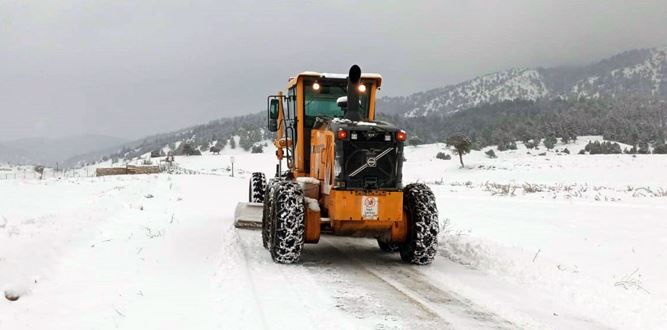 Kahramanmaraş'ta Yollar Büyükşehir’le Ulaşıma Açık Tutuluyor