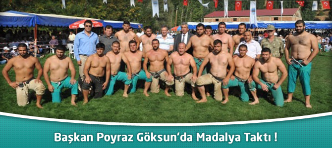 Başkan Poyraz Göksun'da Madalya Taktı