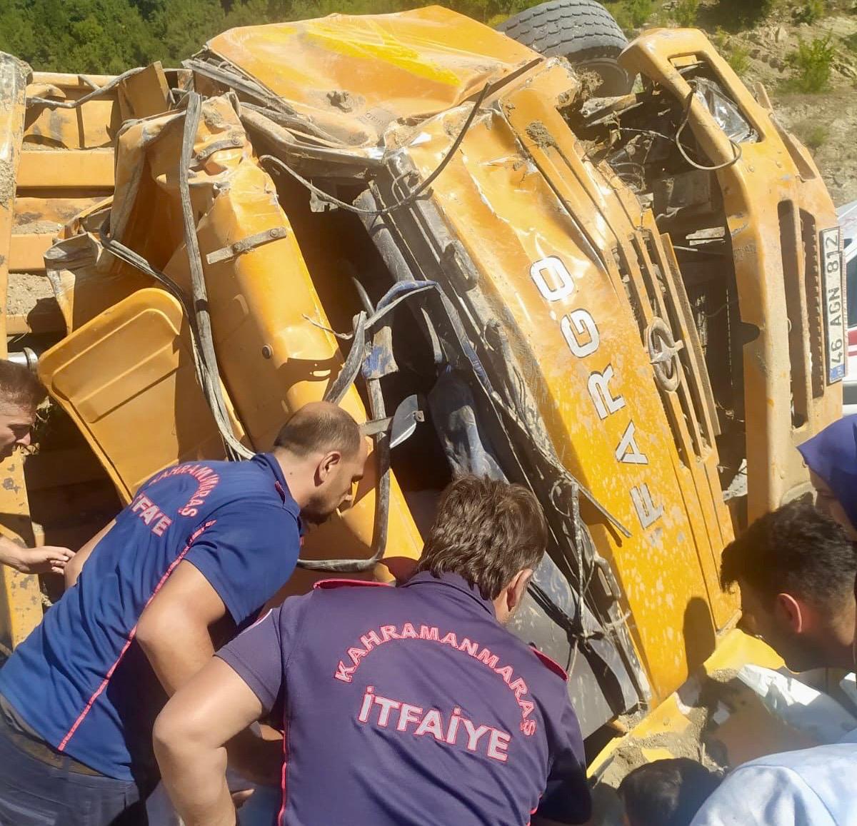 Altınoluk Mahallesi'nde Kaza: İki Kişi Yaralandı