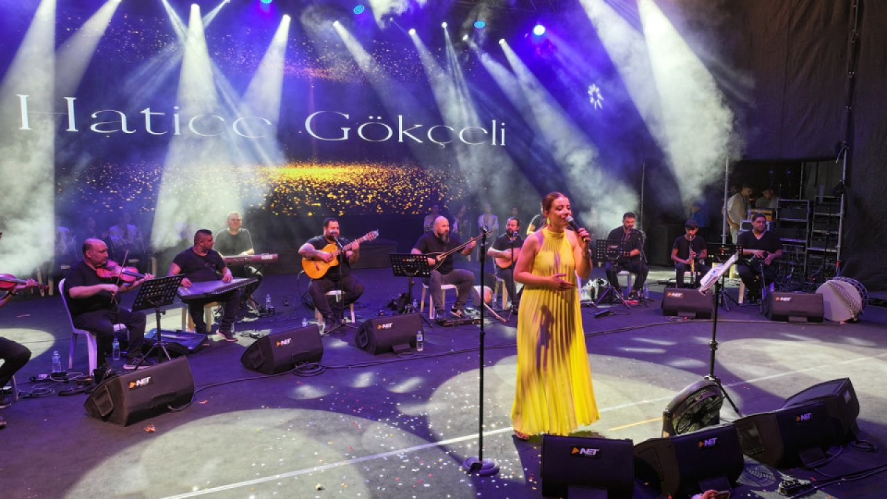 Hatice Gökçeli Geleneksel Ağustos Fuarı’nda Konser Verdi