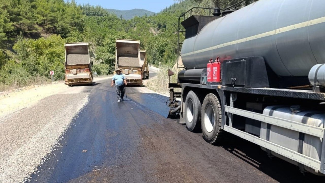 Andırın'da 9 Kilometrelik Sathi Asfalt Yenilemeleri Sürüyor