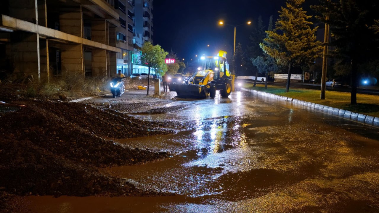 Kahramanmaraş'ta Sağanak Yağışın Etkisi En Aza İndirgeniyor