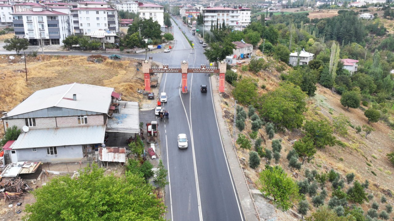 Ilıca'daki Yağmursuyu Tahliye Kanallarının İnşası Tamamlandı