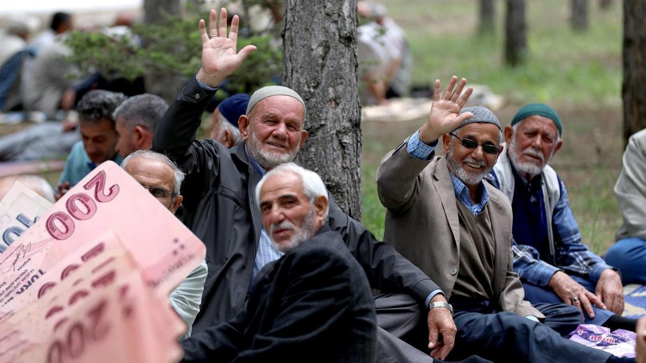 Emekli Maaşına Seyyanen Zam ve Asgari Ücrete Refah Payı Müjdesi!