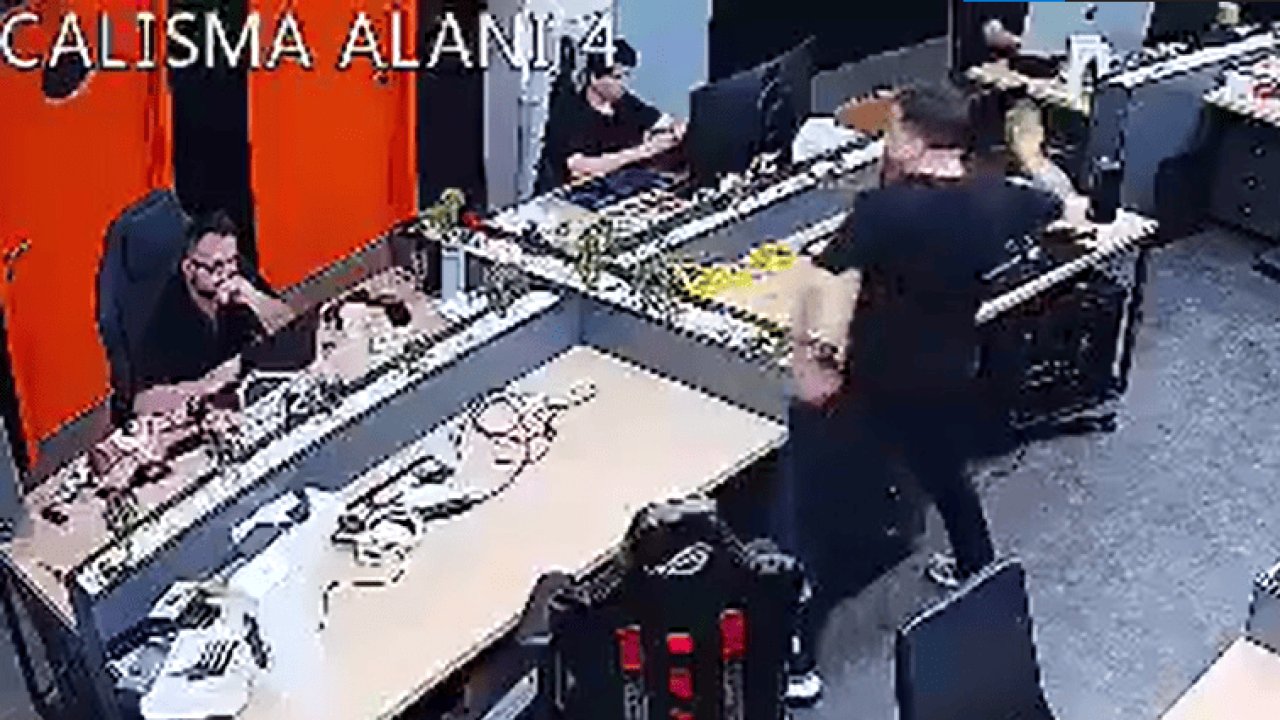 Çalışanının Kafasına Saksı Fırlatan ShiftDelete Kurucusu Hakkı Alkan’dan Şok Açıklama!