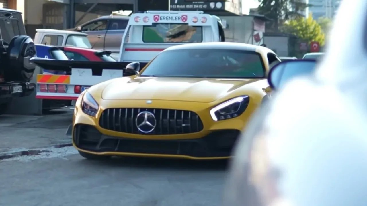 Sosyal Medya Fenomeni 14 Milyon TL’ye Mercedes Aldı! 30 Bin TL Kazandığını Söylemişti!