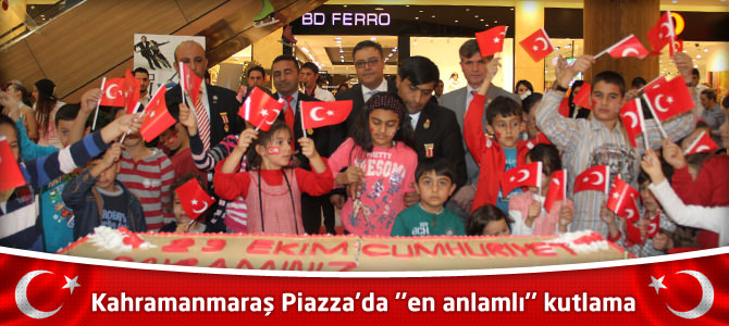 Kahramanmaraş Piazza'da ''en anlamlı'' kutlama