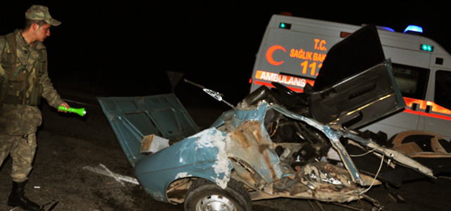 Afşin'de Kaza.1 Ölü 3 Yaralı.