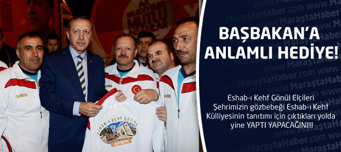 Başbakan'a anlamlı hediye!