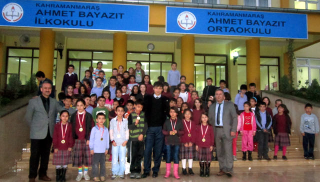 Ahmet Bayazıt İlk ve Ortaokulunda Ödül Töreni