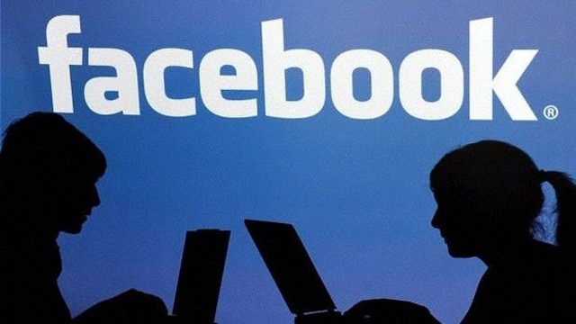 Facebook çöktü! Facebook'a Giriş yapılamıyor ! Facebook Kapatıldı mı ?