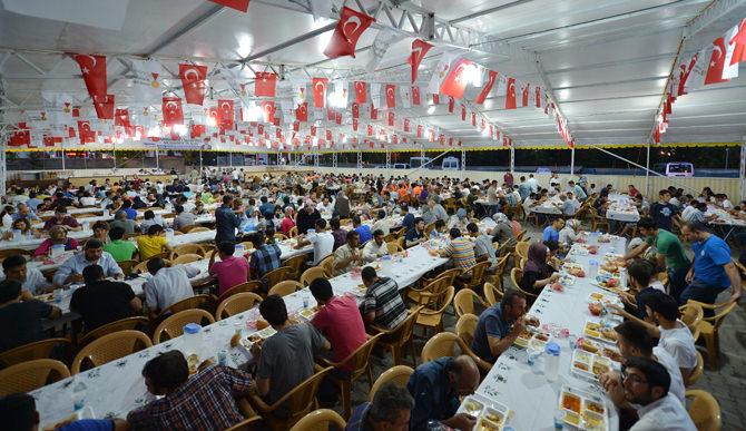 Kahramanmaraş’ta İftar Çadırı Doldu Taştı