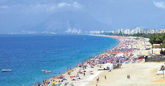 Antalya Sahillerinden için Konyaaltı Plajı Kullanma Kılavuzu Yayınlandı