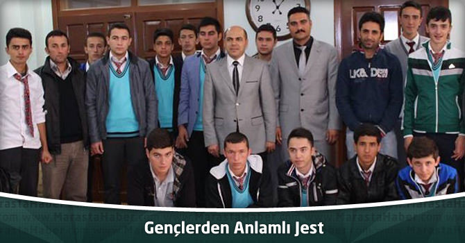  Gençlerden Anlamlı Jest