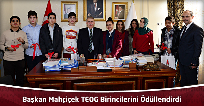 Başkan Mahçiçek TEOG Birincilerini Ödüllendirdi