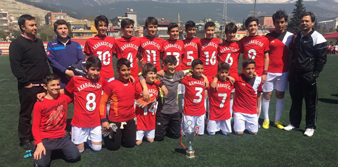 Abdurrahim Karakoç Ortaokulu'nun Sportif Yükselişi Devam Ediyor