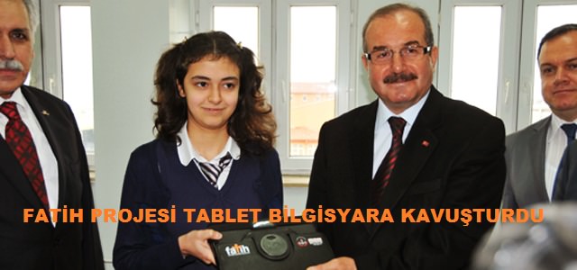 Fatih Projesi Kapsamında İki Okulda Tablet Bilgisayar Dağıtımı Yapıldı