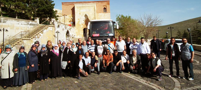 Eshab-ı Kehf’e İlk Turist Kafilesi Antalya’dan Geldi