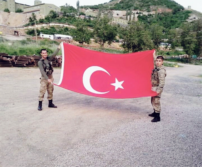 Kahramanmaraş Şehit Ahmet Bıçakcı'ya Ağlıyor!