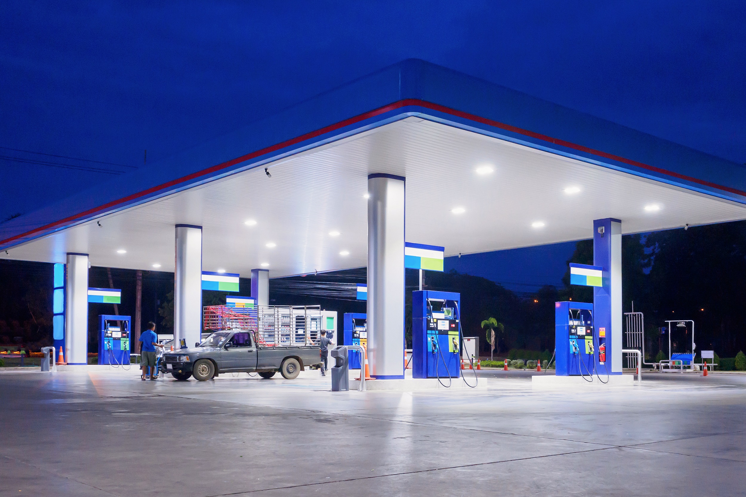 gas-station-night-time.jpg