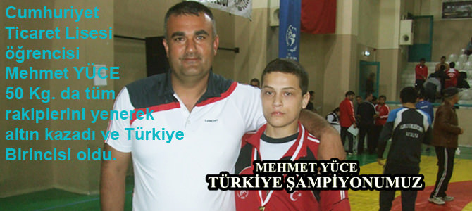 Cumhuriyet Ticaret Meslek Lisesi Pehlivanı Türkiye Şampiyonu Oldu