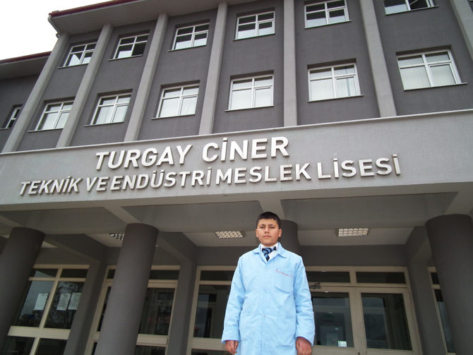 “Daha iyi bir okul” projesi Türkiye birincisi oldu.