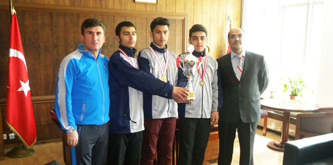 Mesleki Ve Teknik Anadolu Lisesi Havalı Tabanca Şampiyonu