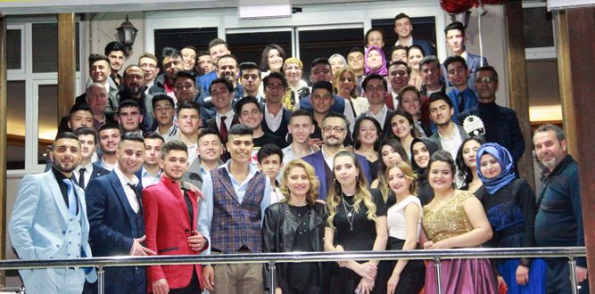 Akdeniz MTA Lisesinin Mezuniyet Töreni
